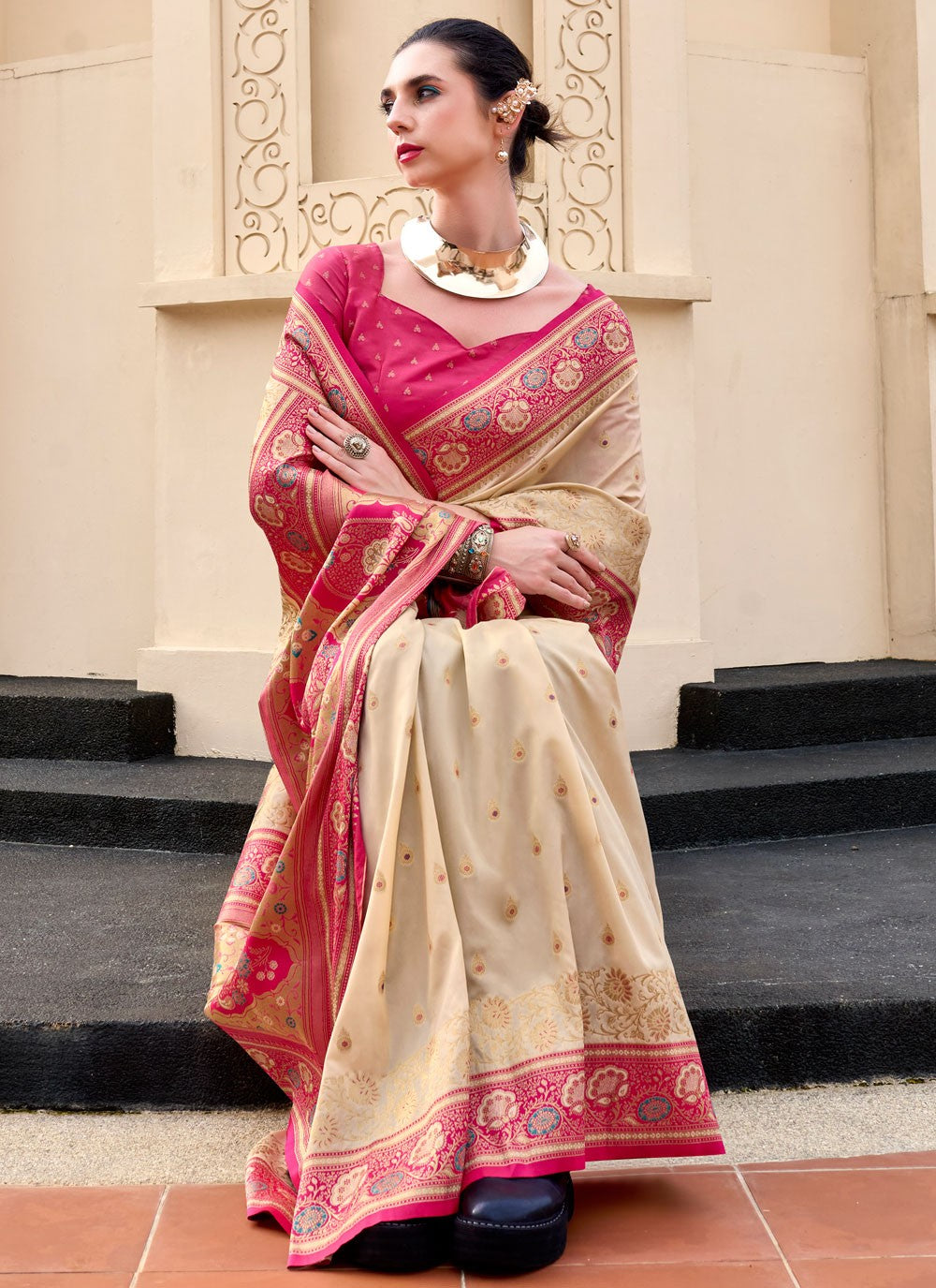 Weaving Zari Banarasi Silk Beige Saree S14668