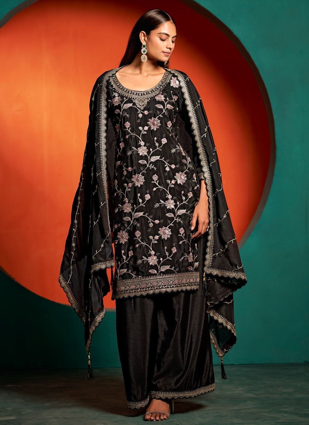 Palazzo Suit Embroidered, Thread, Zari Black T7389