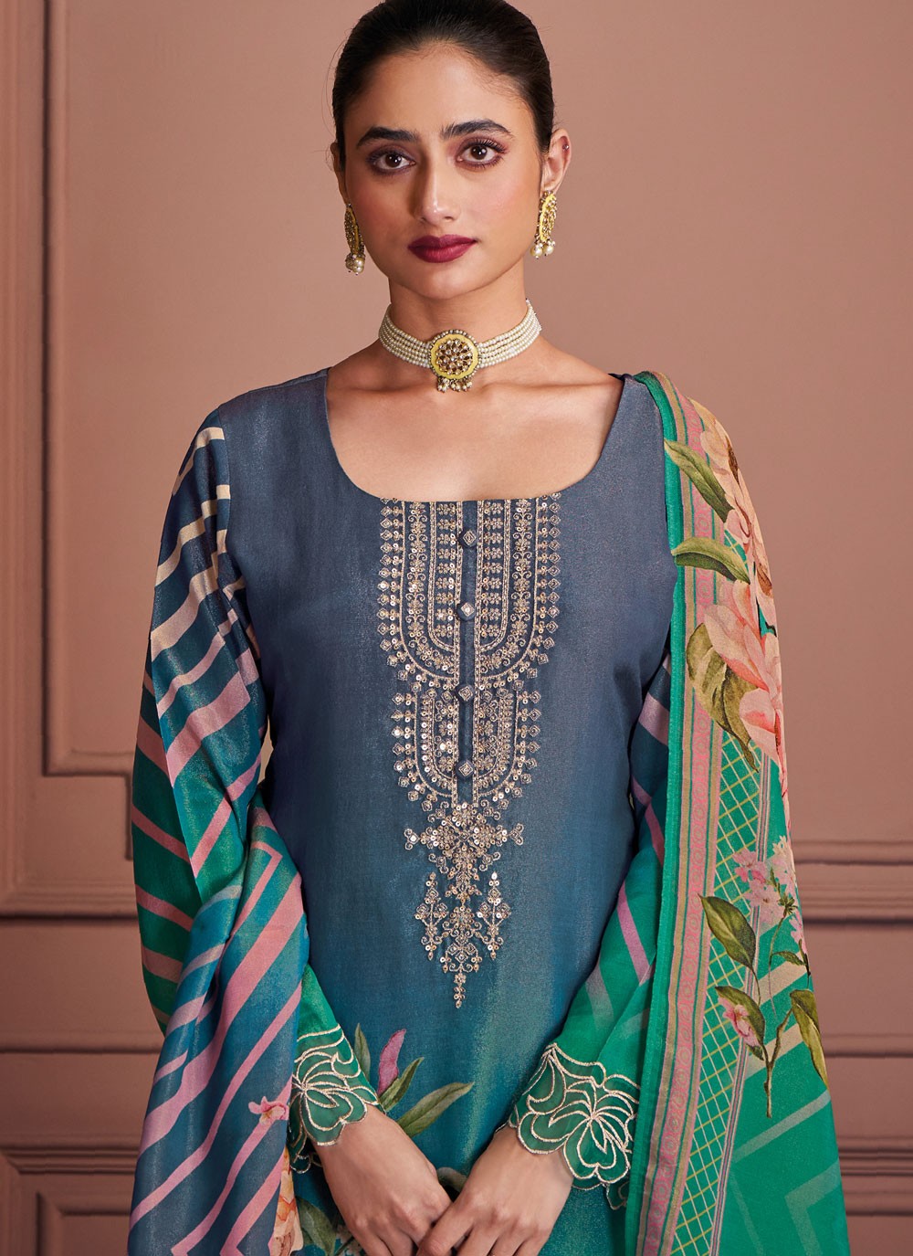 Salwar Suit Banarasi Jari Blue, Green Muslin T5793