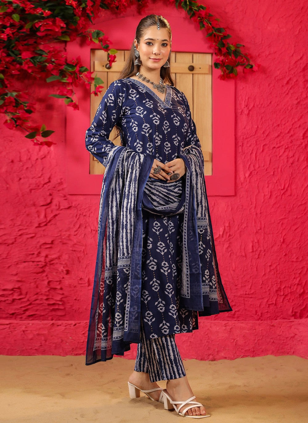 Archive Printed 316531 Blue T6755