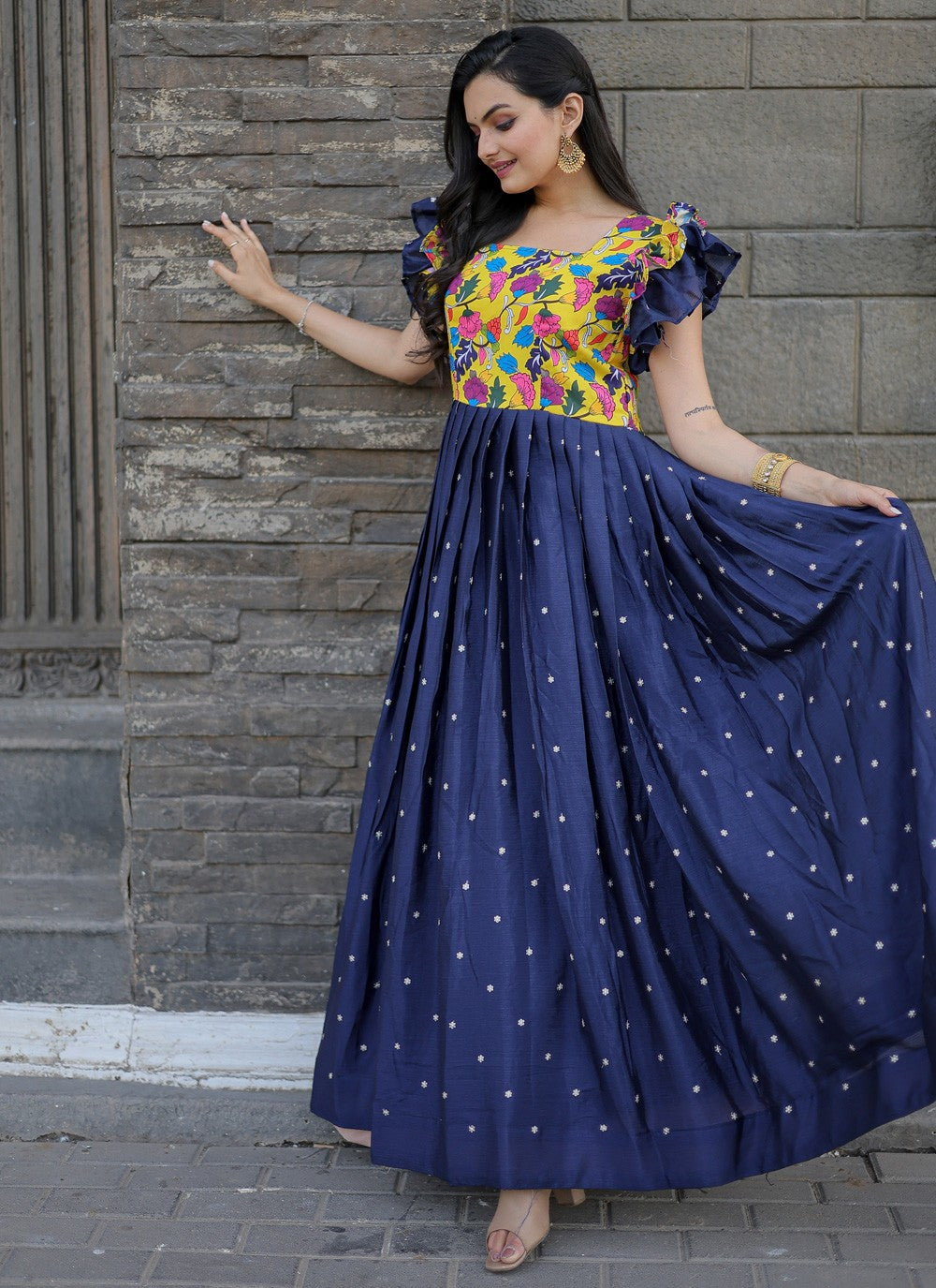 Chinon, Muslin Gown - G1168