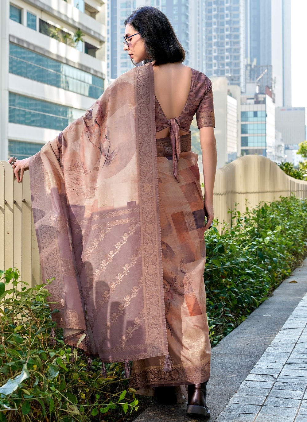 Classic Saree Jacquard Work Brown Handloom Silk S12665