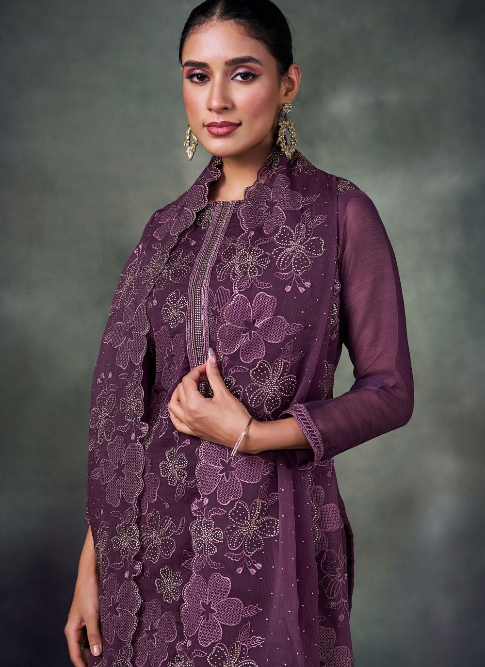 Salwar Suit Embroidered Purple Chiffon T5499