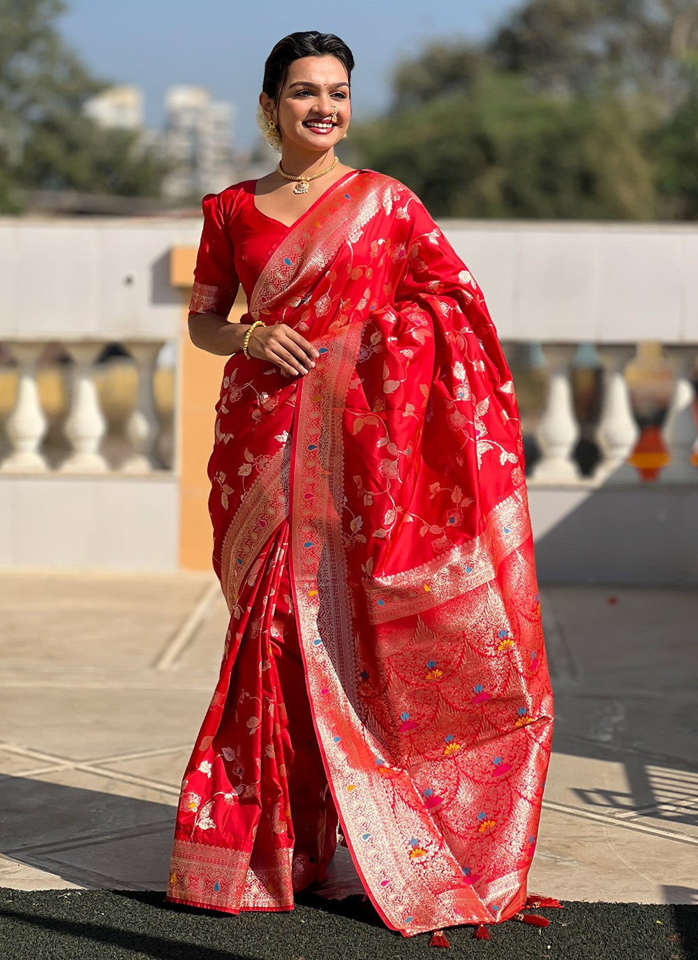 Red Banarasi Silk Classic Saree Jacquard Work, Woven S16592
