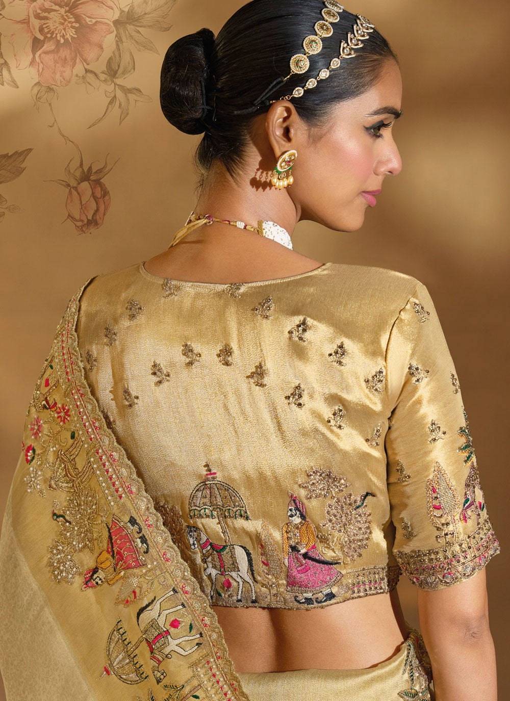 Cream Silk Contemporary Saree Cutdana, Embroidered, Thread, Zari S20155
