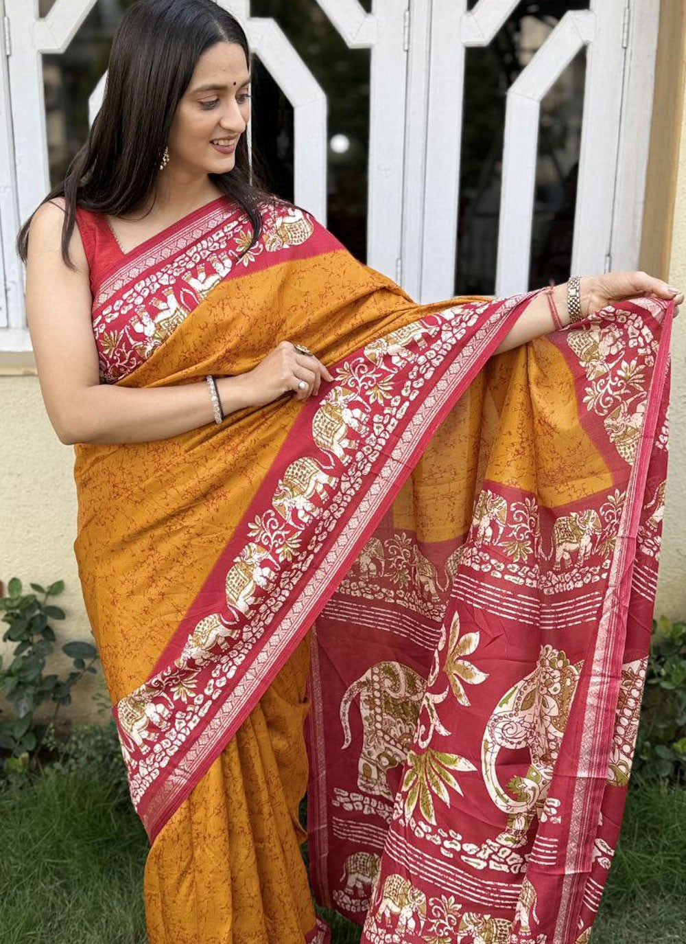 Printed Crepe Silk Saree - S11753
