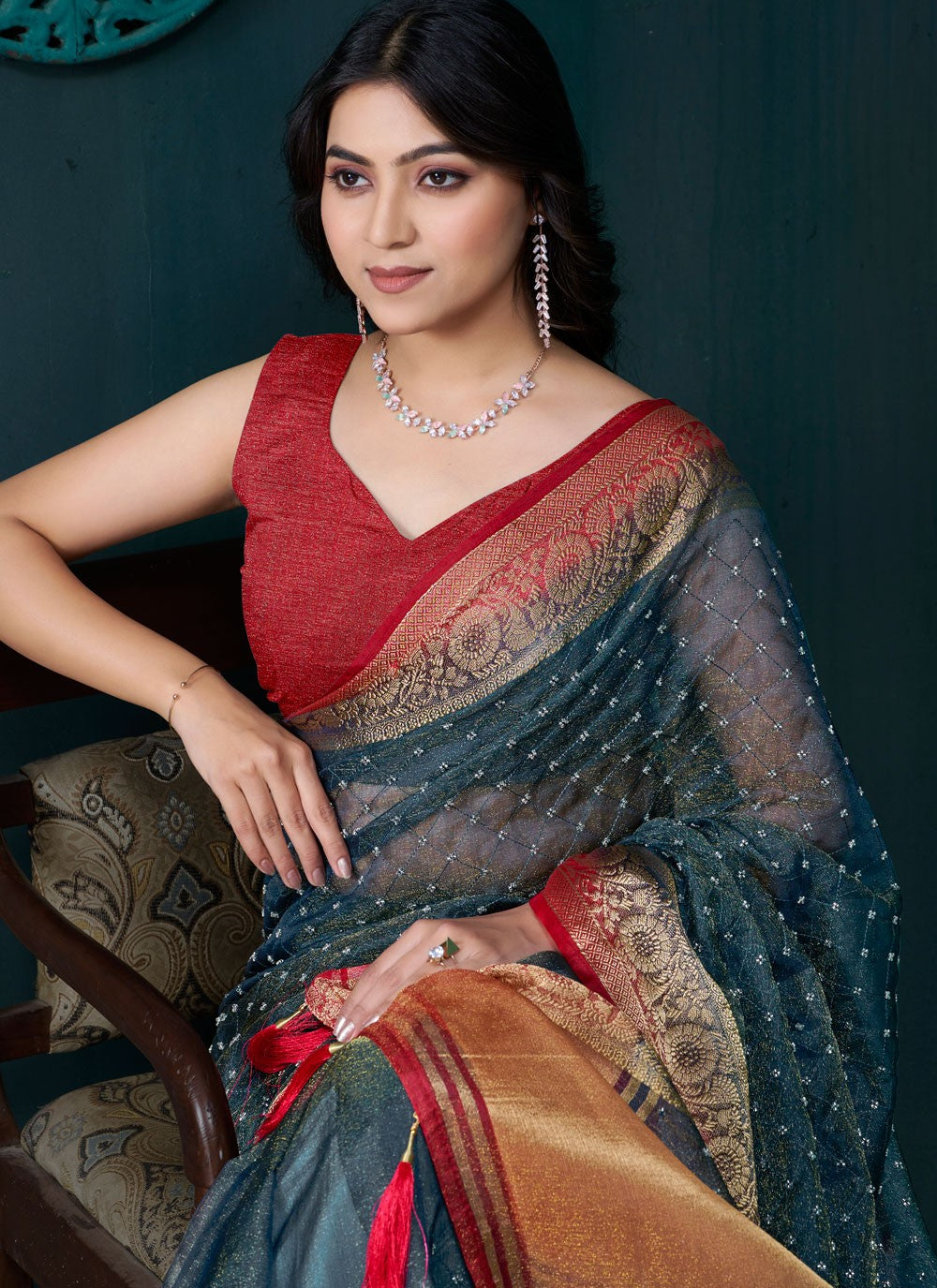 Beads Jacquard Grey Designer Saree S15057