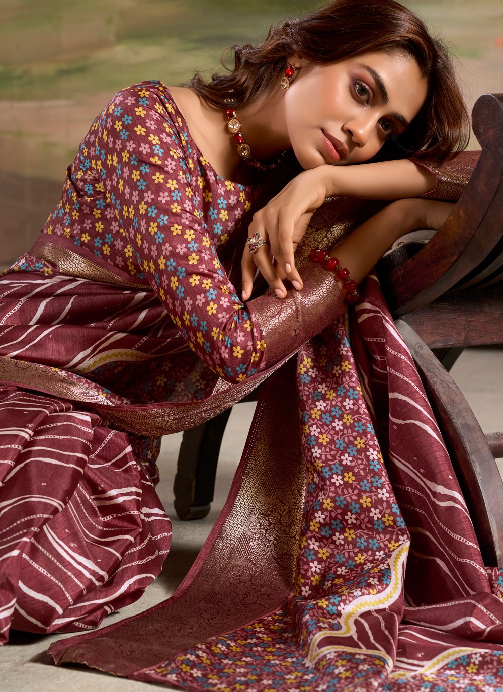 Border Work Pure Dola Maroon Designer Saree S15045