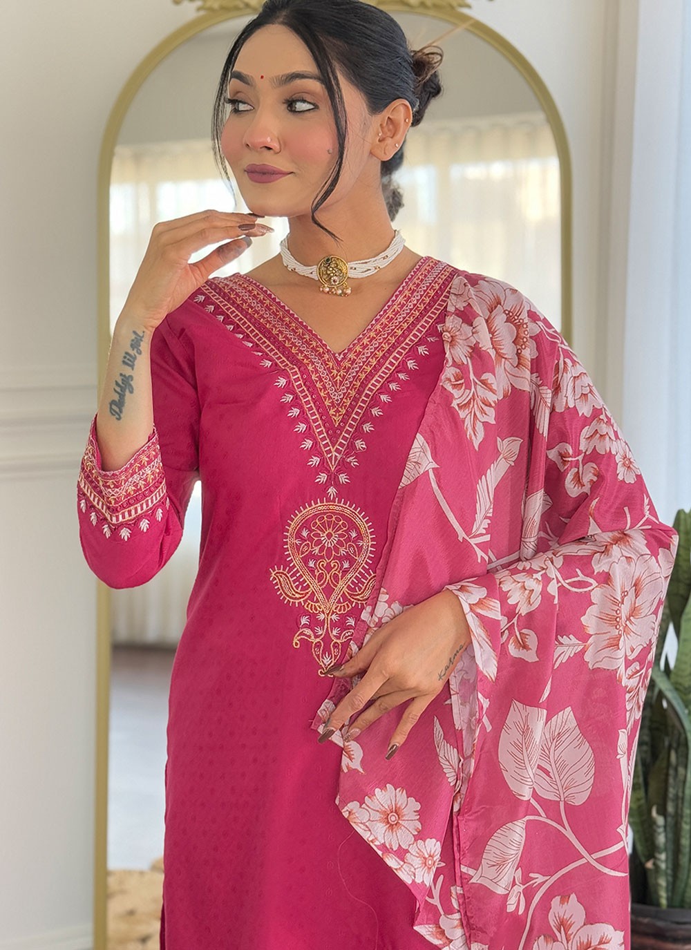 Embroidered Rayon Hot Pink Salwar Suit T6185