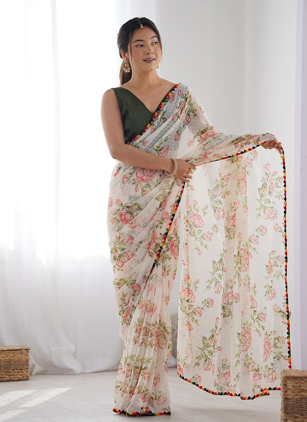 Contemporary Printed Off White Georgette Saree S12461