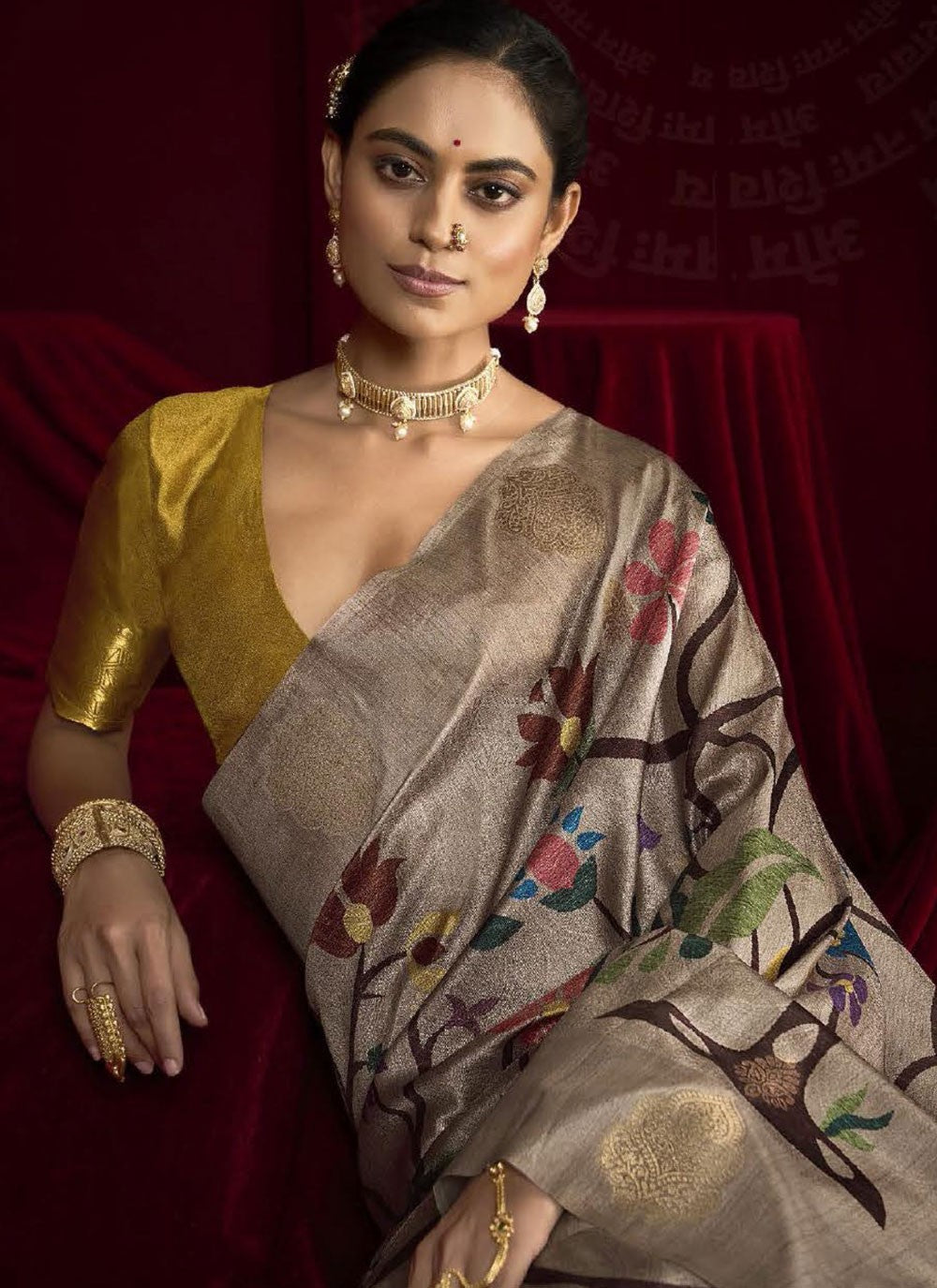 Gold Silk Classic Saree Woven, Zari S16163