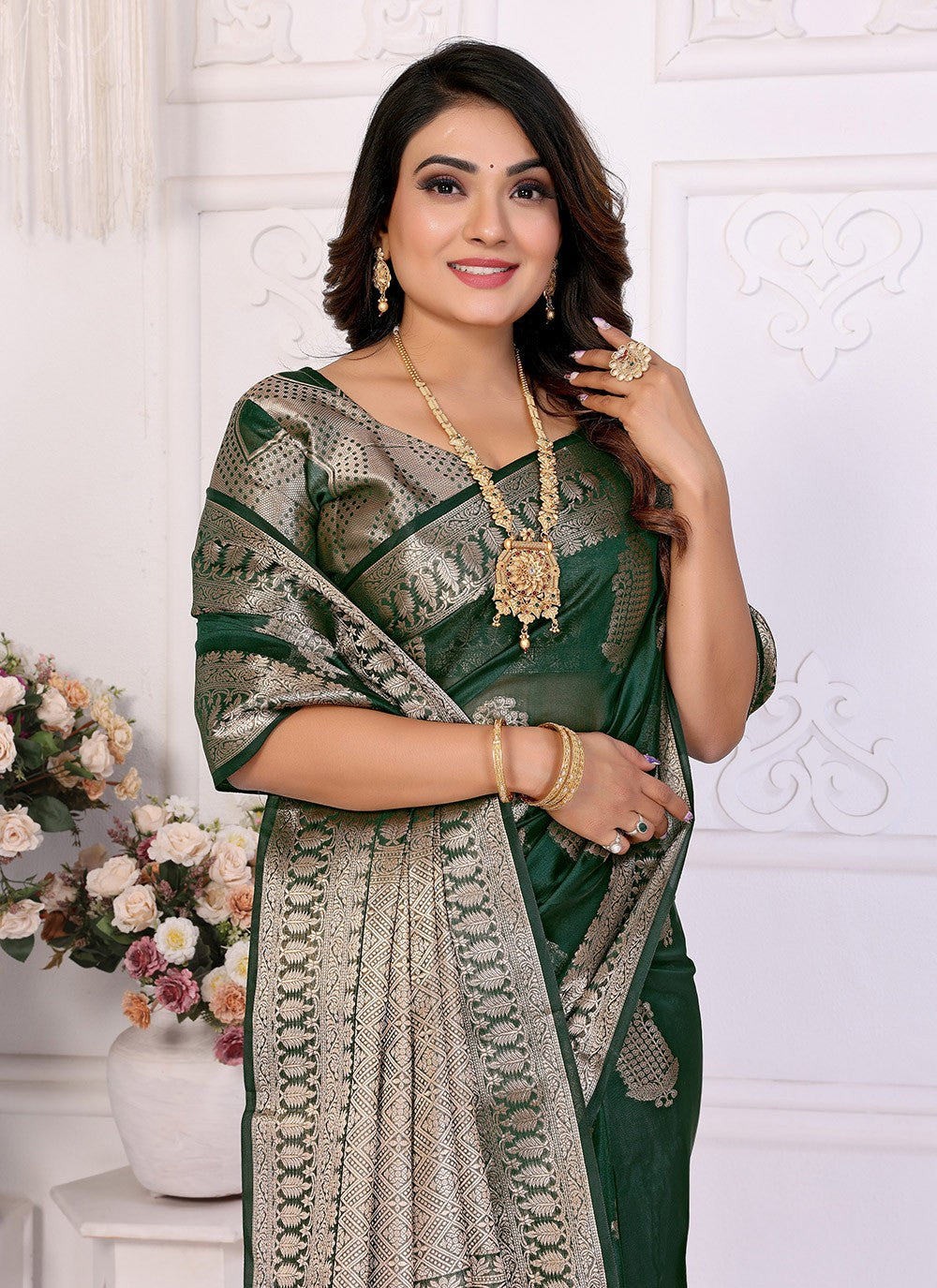 Weaving Zari Organza Green Saree S14357