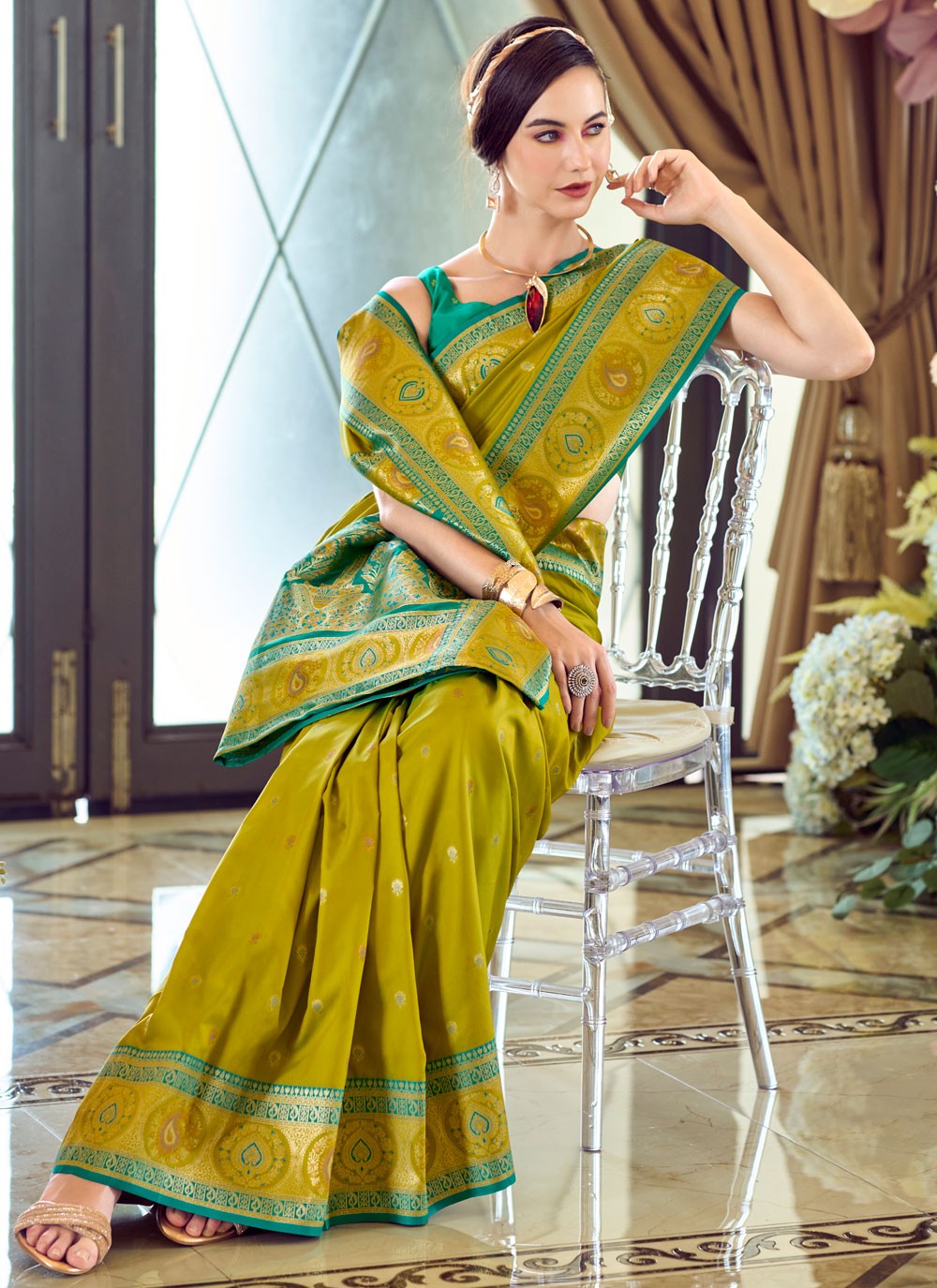 Designer Weaving Zari Green Banarasi Silk Saree S13541