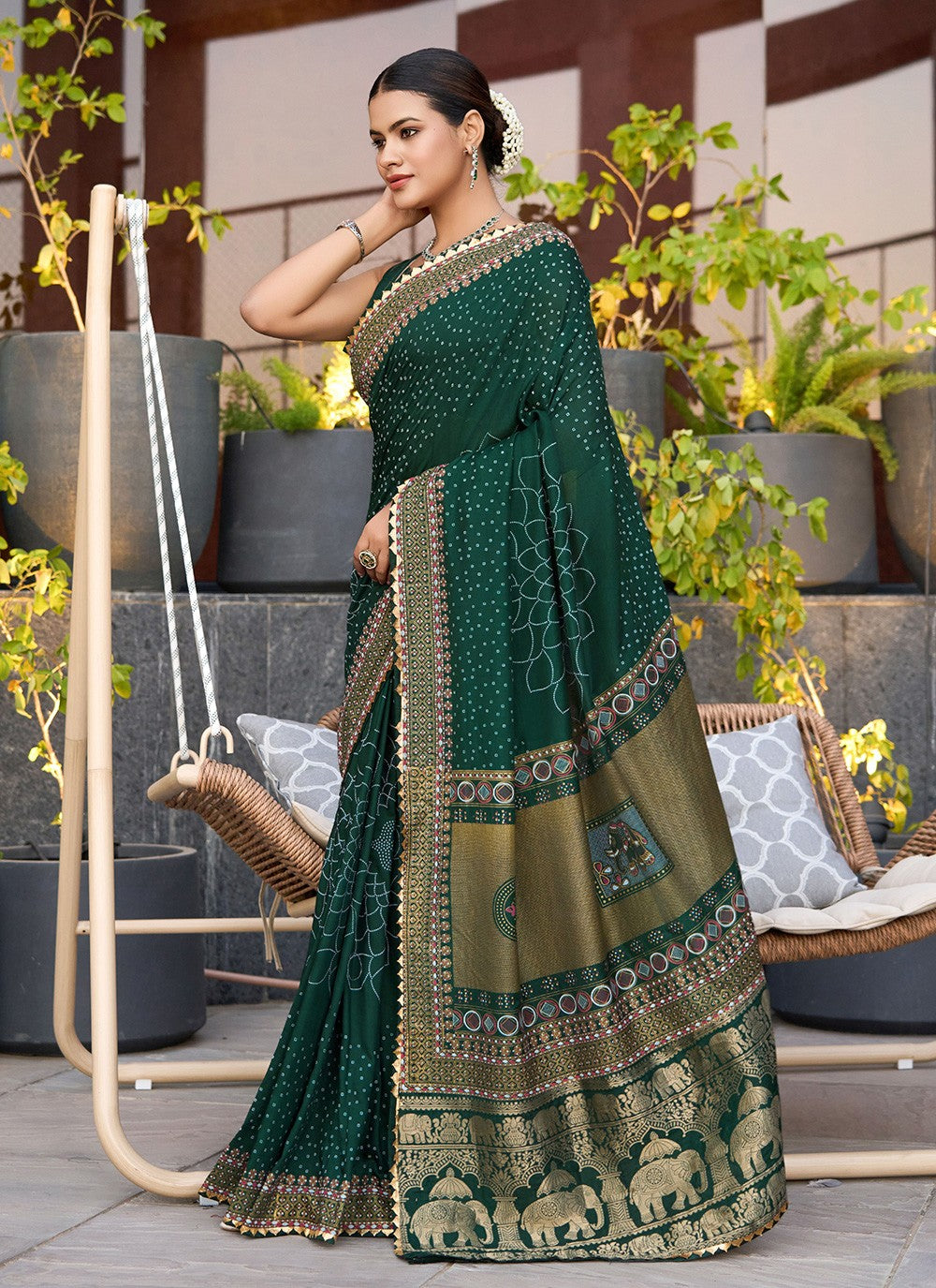 Green Cotton Classic Saree Foliage Prints S15921