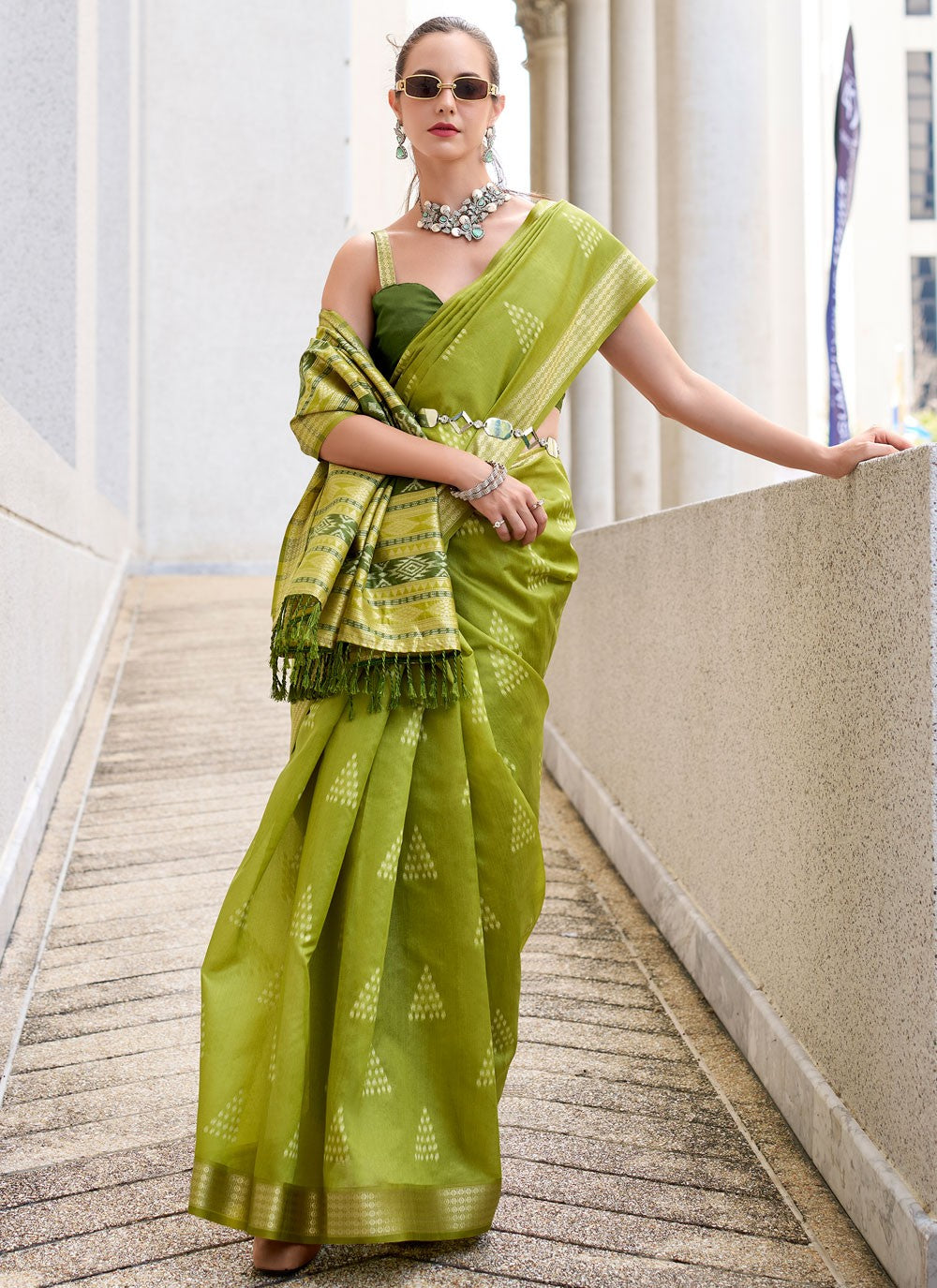 Trendy Saree Weaving Zari Green Rayon Saree S12624