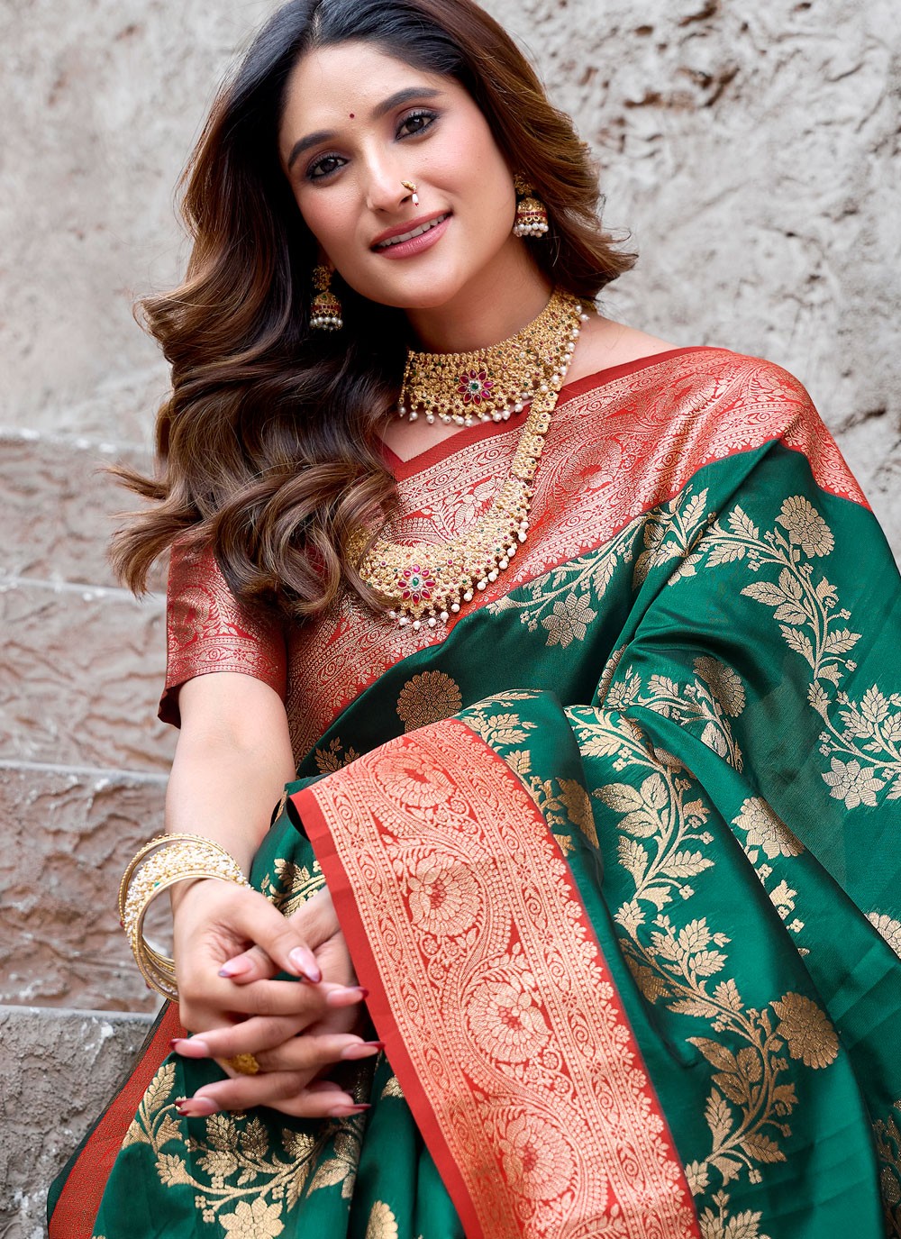 Classic Saree Weaving Zari Green Silk Saree S13287