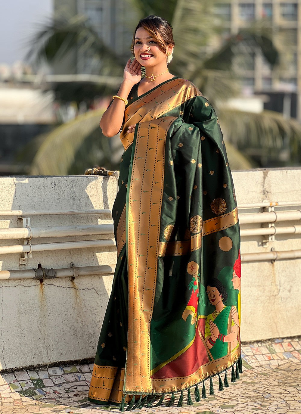 Classic Saree Weaving Zari Green Silk Saree S13562