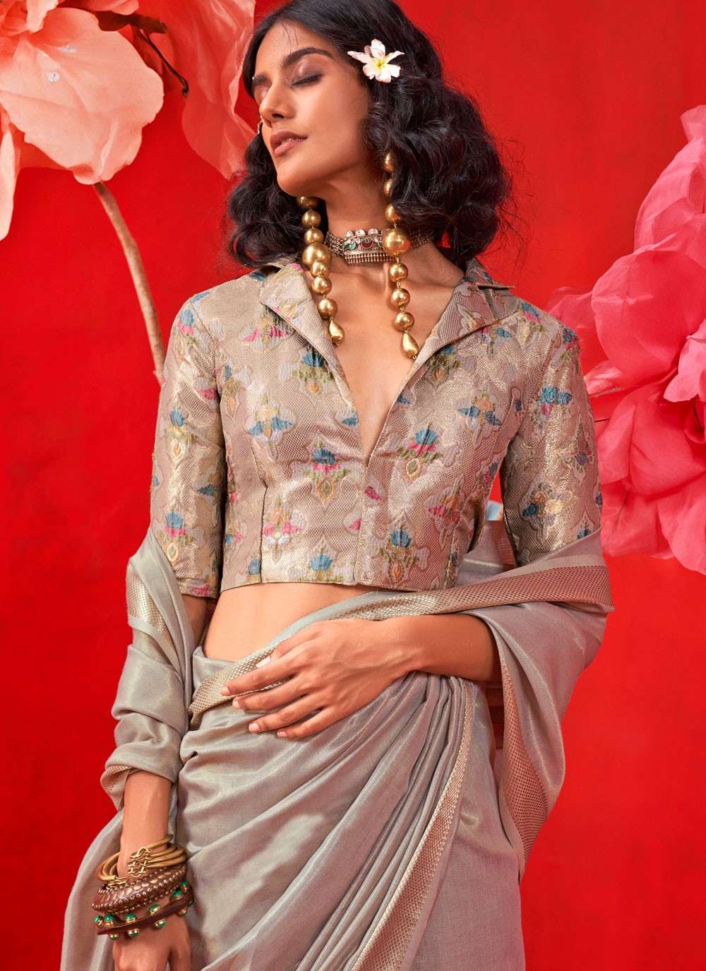 Weaving Zari Handloom Silk Grey Trendy Saree S15584