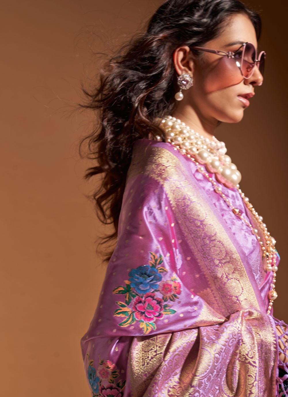 Classic Weaving Zari Handloom Silk Saree - S7701