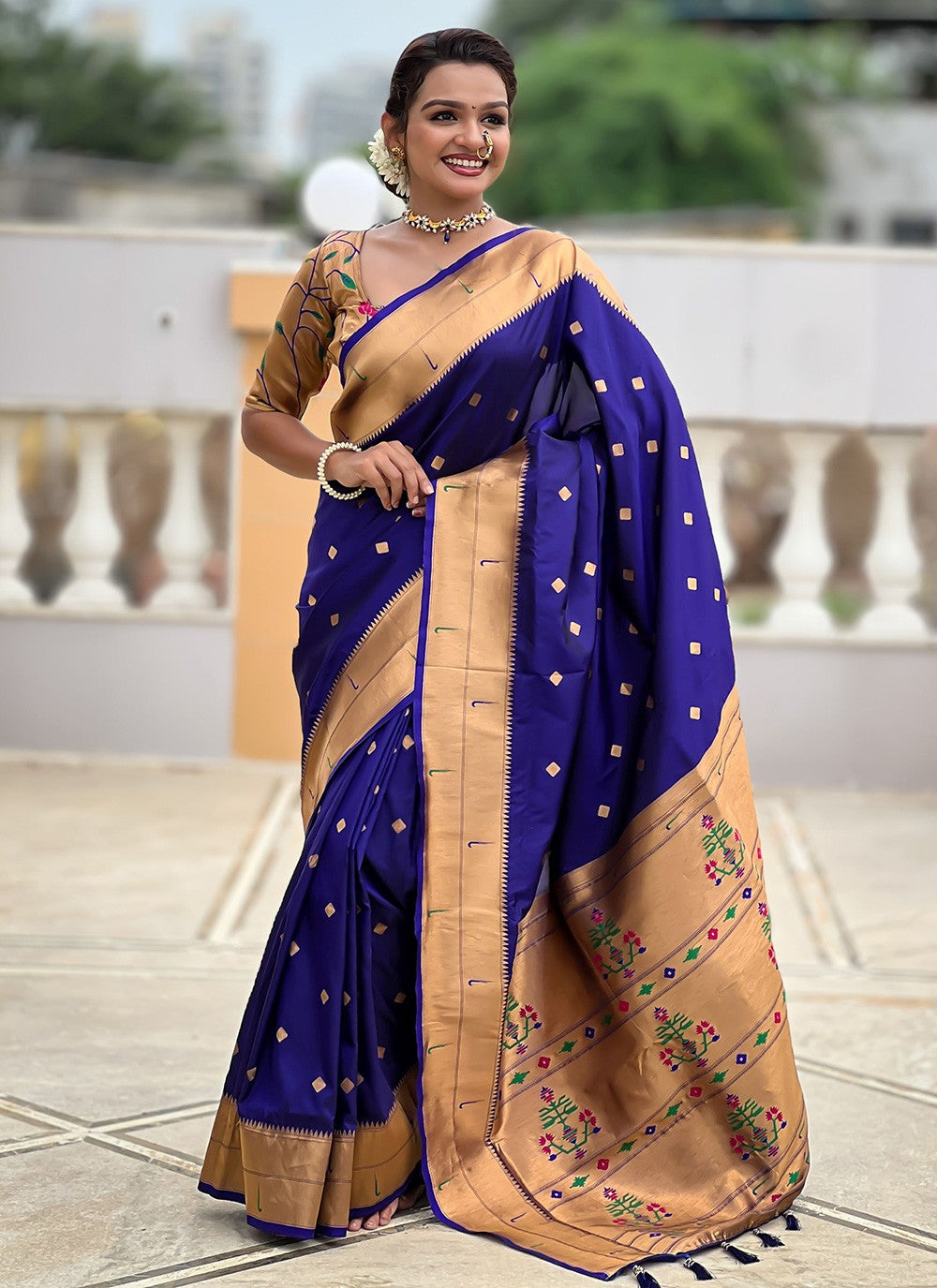 Violet Silk Contemporary Saree Jacquard Work S18320