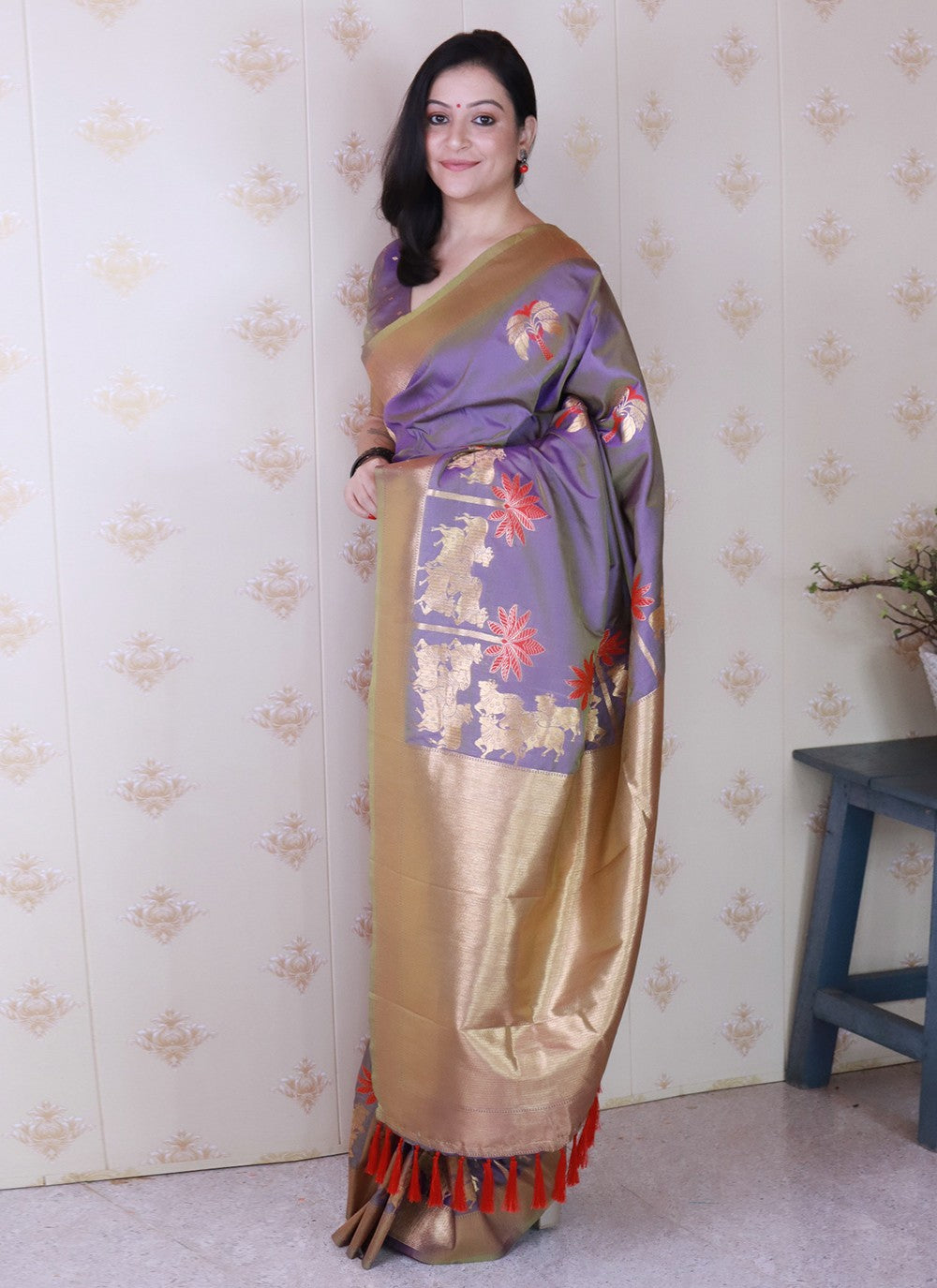 Lavender Silk Trendy Saree Meenakari, Woven S19472