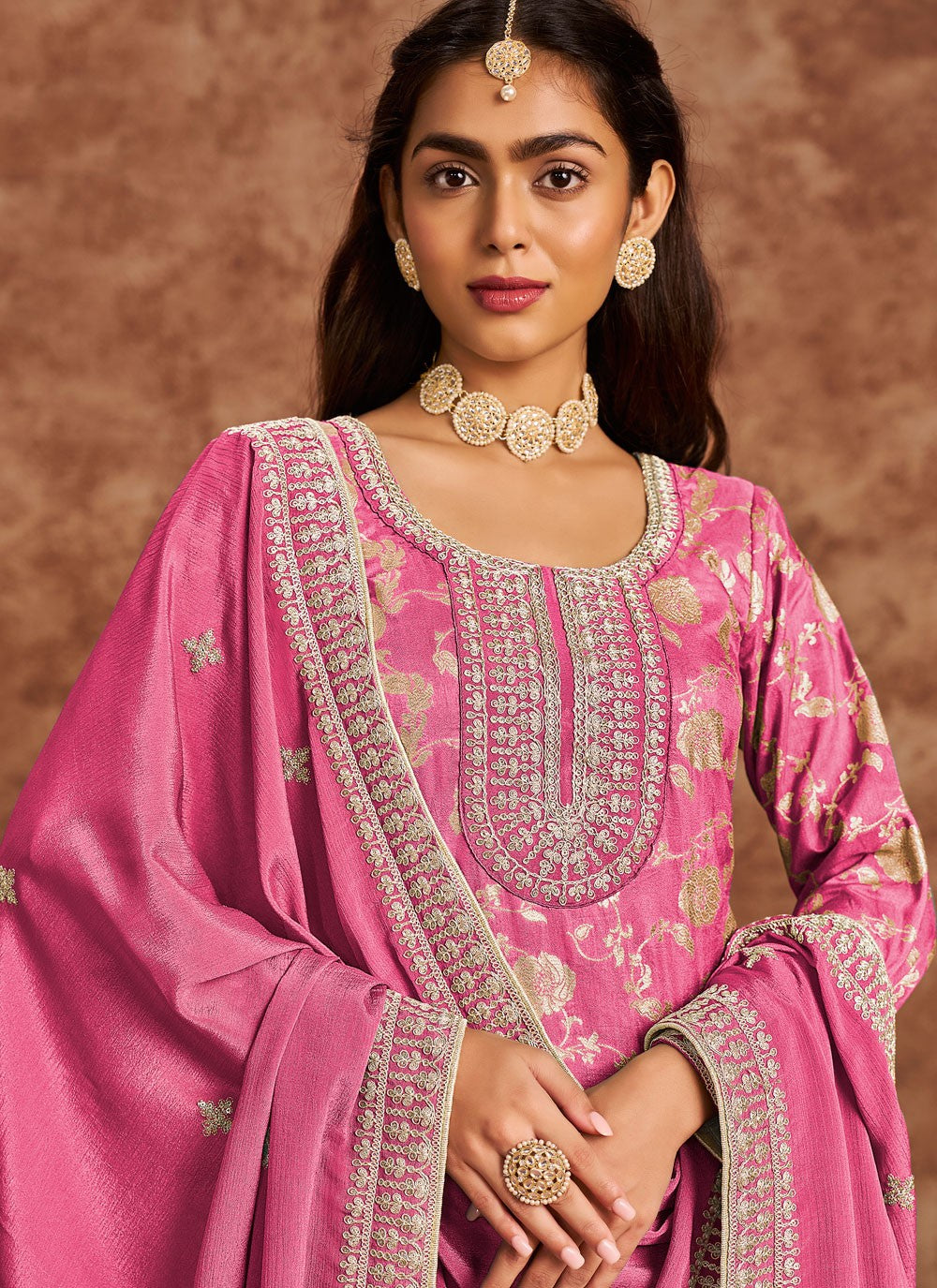 Salwar Suit Embroidered Magenta Pure Dola T5185