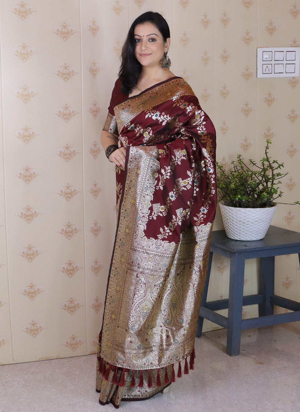 Maroon Banarasi Silk Classic Saree Woven S19526