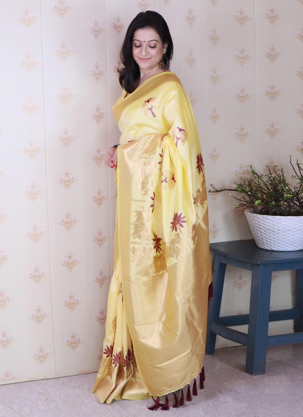 Yellow Silk Classic Saree Meenakari, Woven S19473