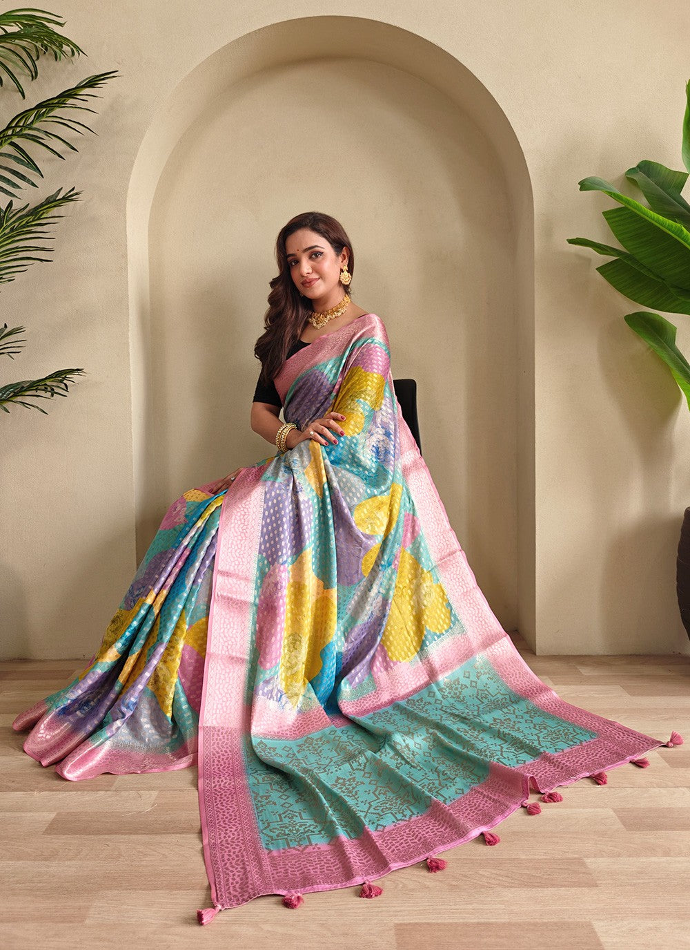 Multi Colour Georgette Trendy Saree Printed, Woven S17322