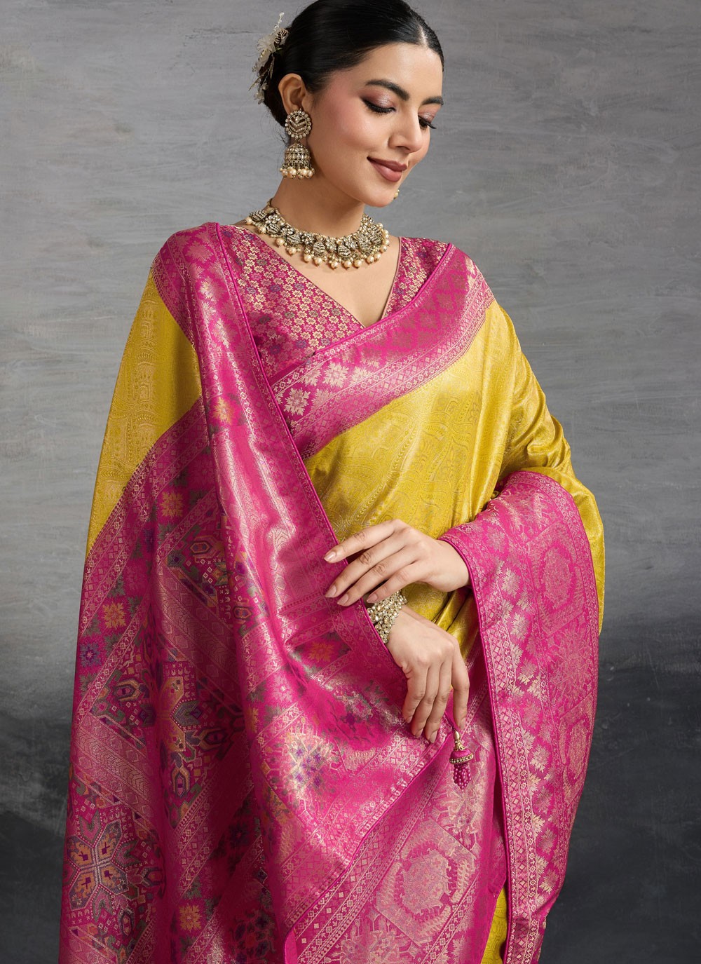Mustard Kanjivaram Silk Traditional Saree Meenakari, Woven, Zari S17637