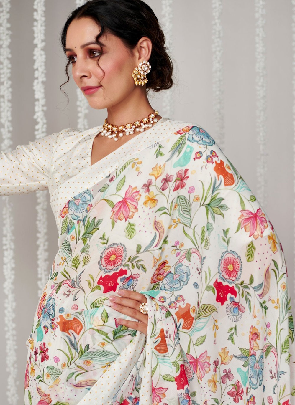 Traditional Printed Off White Pure Crepe Saree S13574