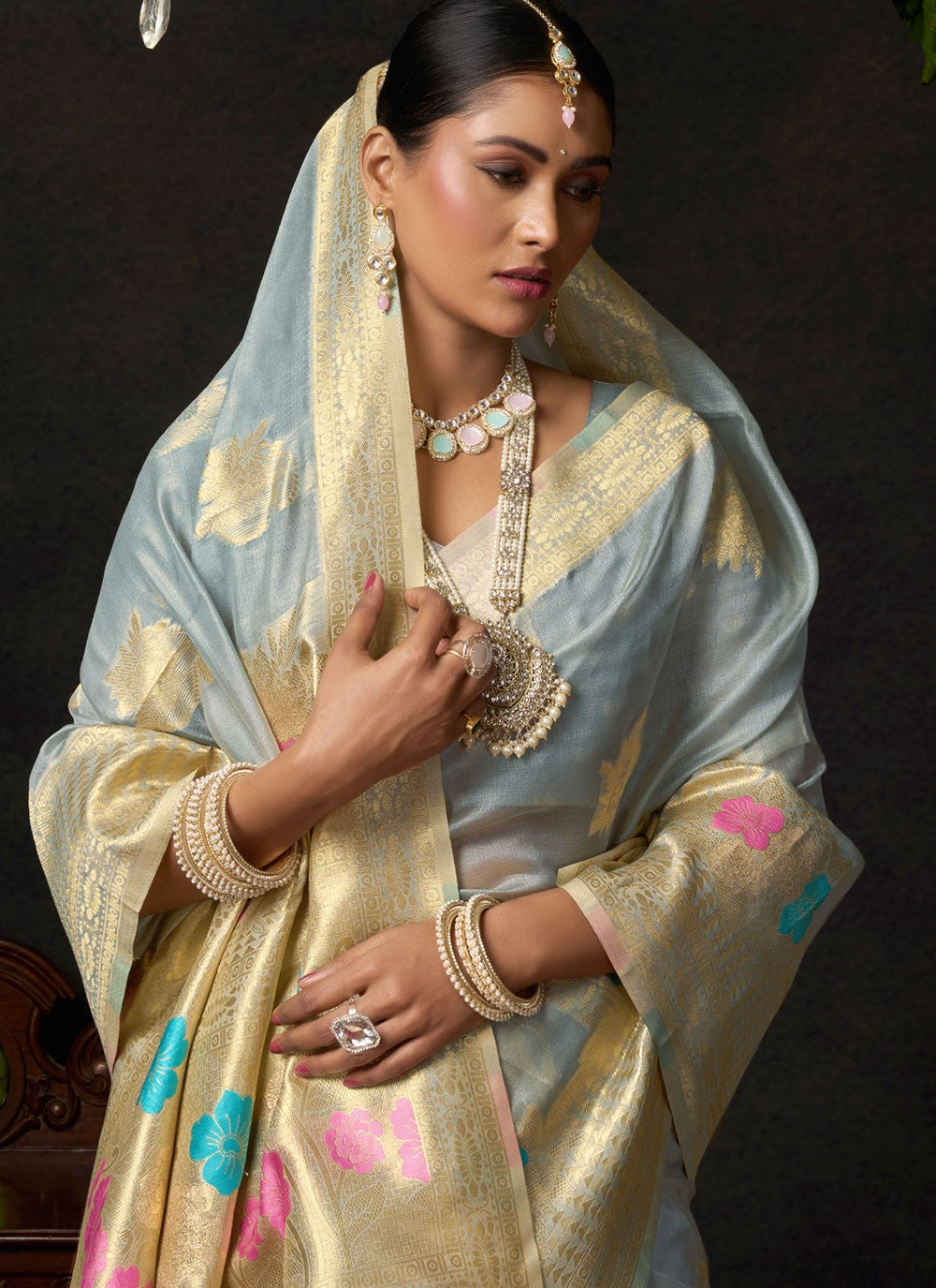 Grey Organza Classic Saree Weaving Zari S19563