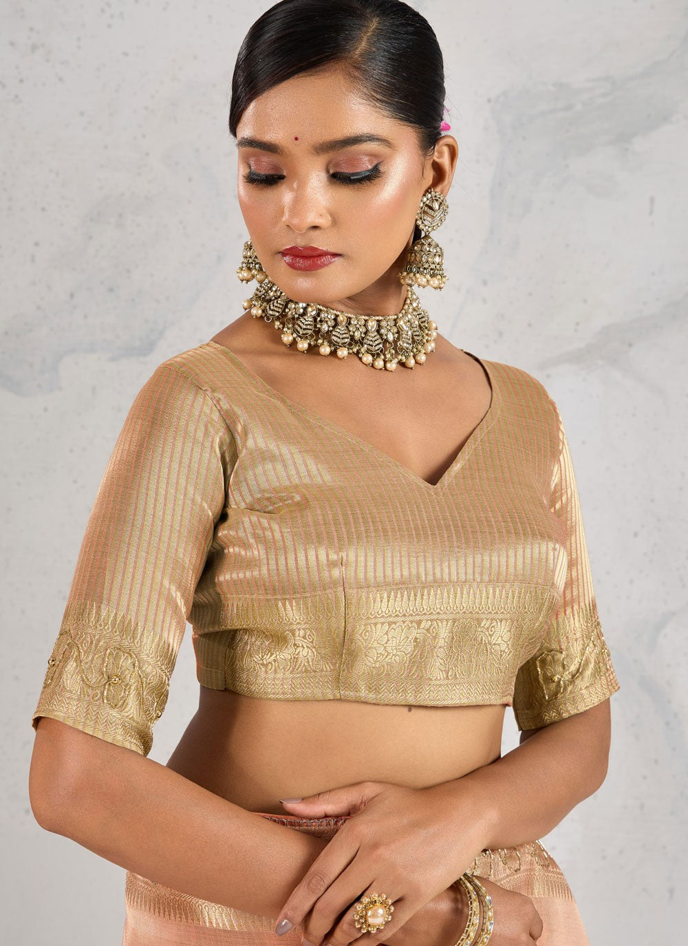 Peach Linen Traditional Saree Pearls, Thread, Woven, Zardosi S18174