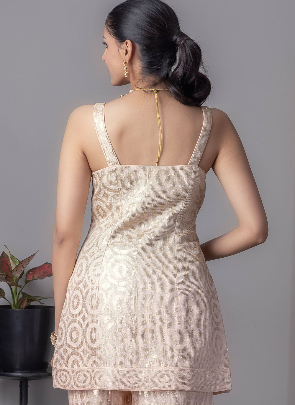 Archive Sequins, Thread 316700 Peach T6790