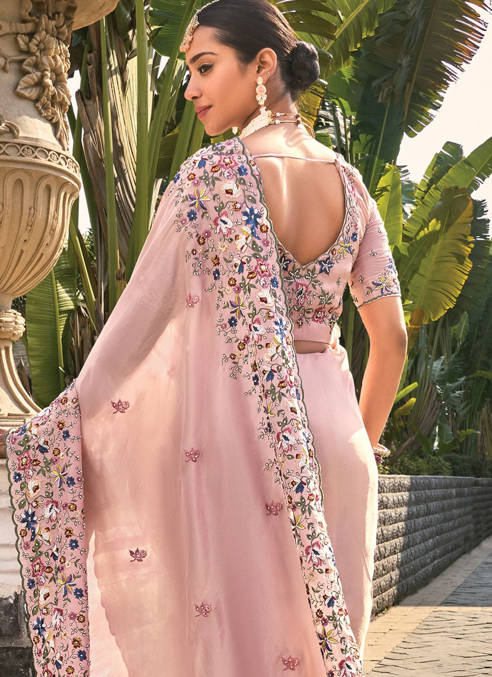 Beads Banarasi Silk Pink Saree S14304