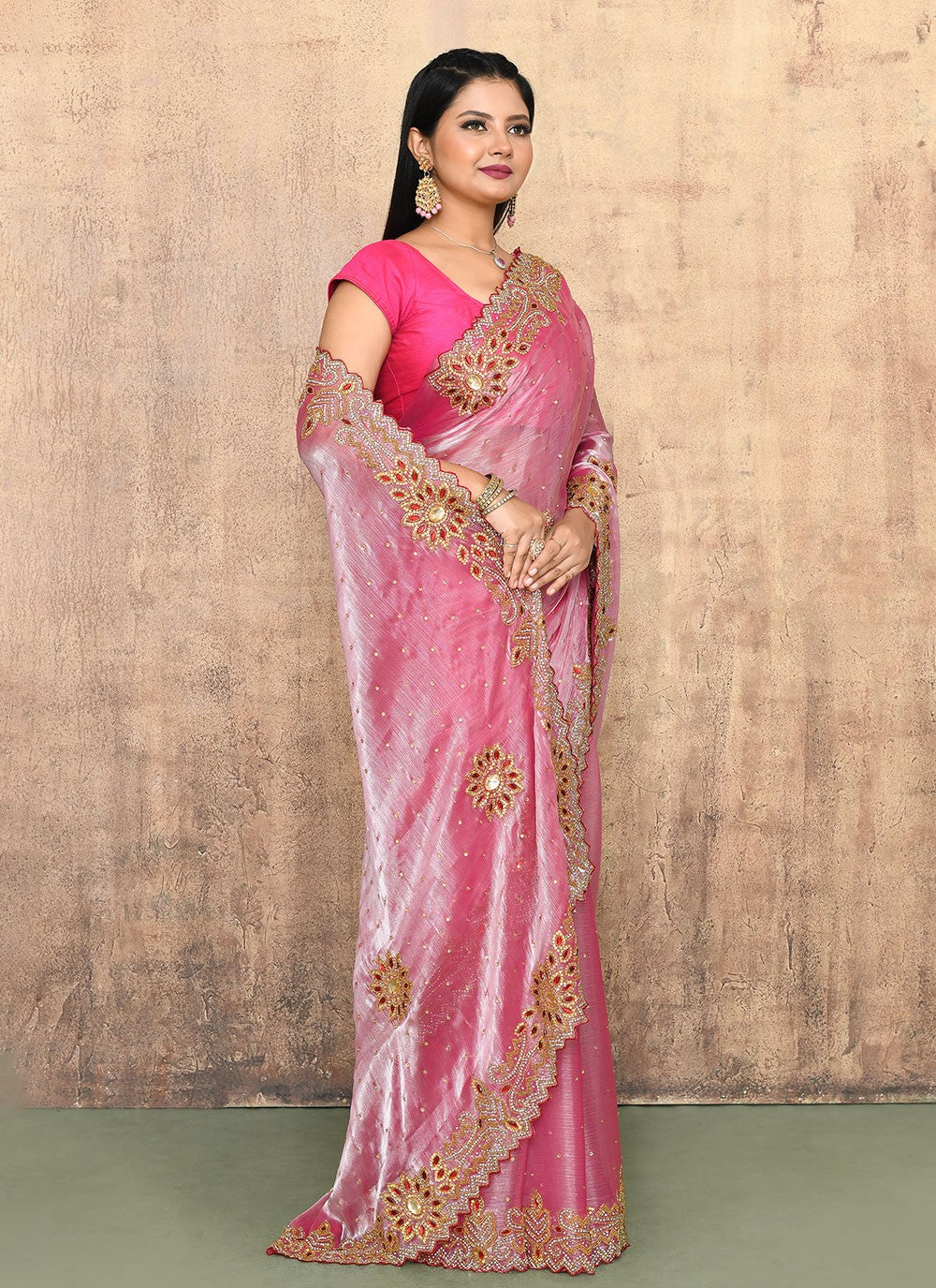 Classic Saree Hand Embroidery Pink Kanjivaram Silk Saree S13105