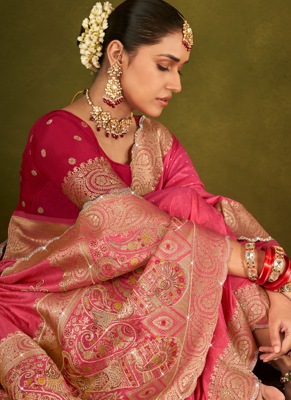 Pink Silk Classic Saree Weaving Zari S19702
