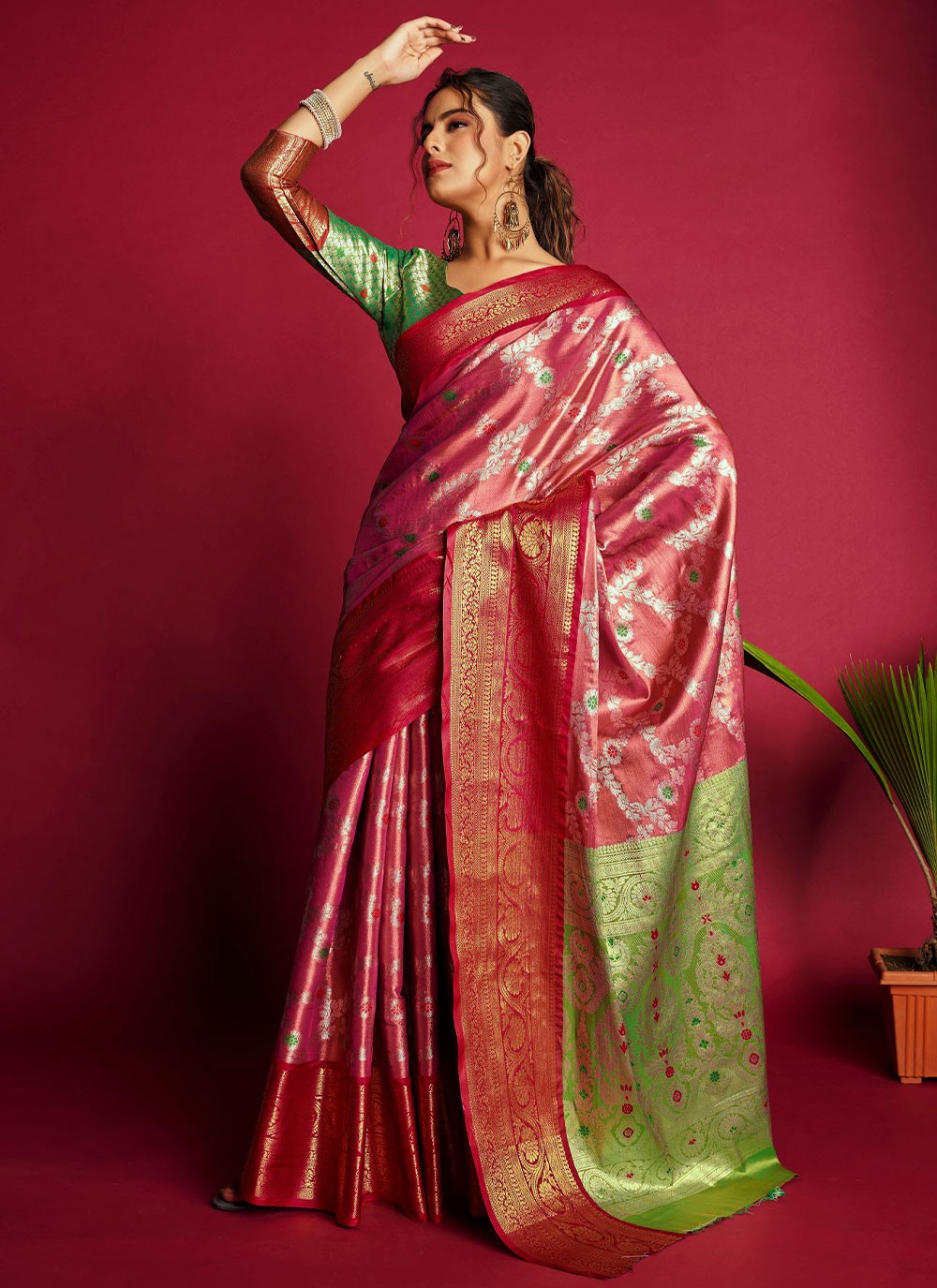 Contemporary Woven Kanjivaram Silk Saree - S3103