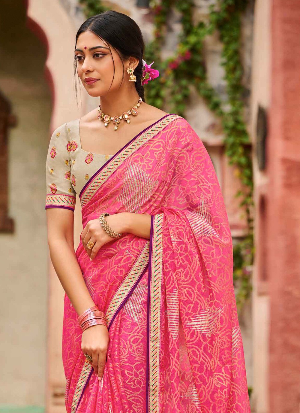Trendy Border Work Brasso Saree - S2802
