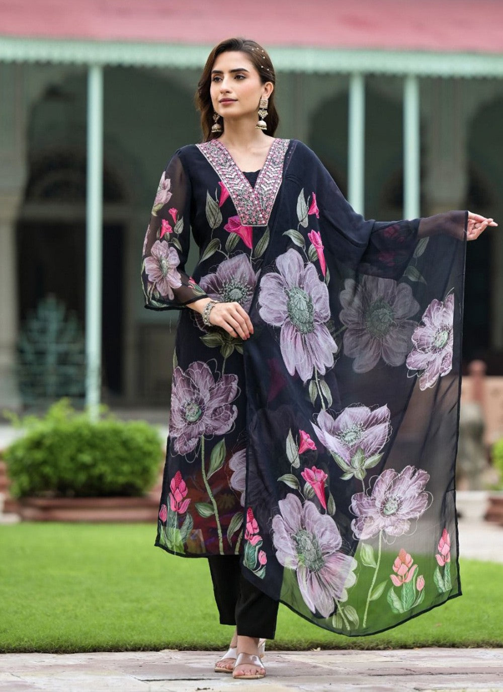 Salwar Suit Embroidered Black Georgette T5049