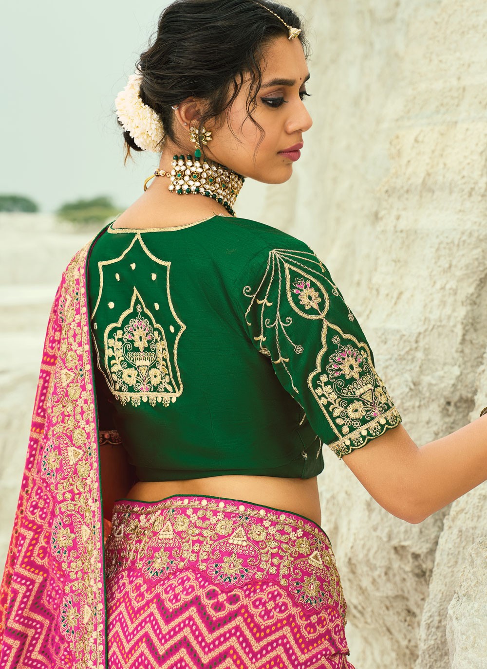 Hot Pink Pure Georgette Classic Saree Bandhej, Cutdana, Embroidered, Fancy Work, Hand Embroidery, Moti, Zari S19133