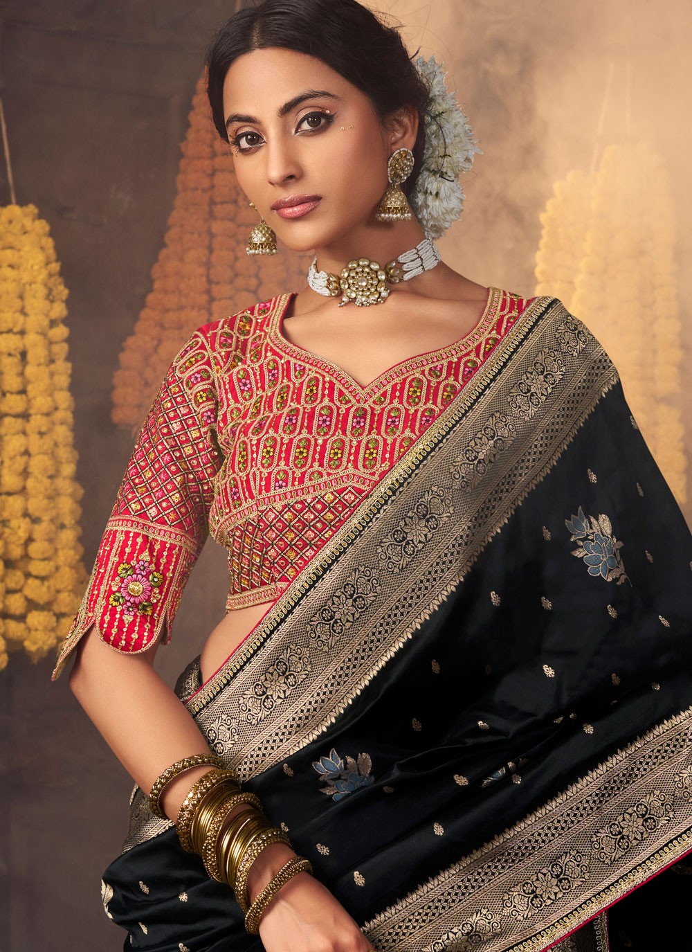 Black Pure Silk Trendy Saree Weaving Zari S19867