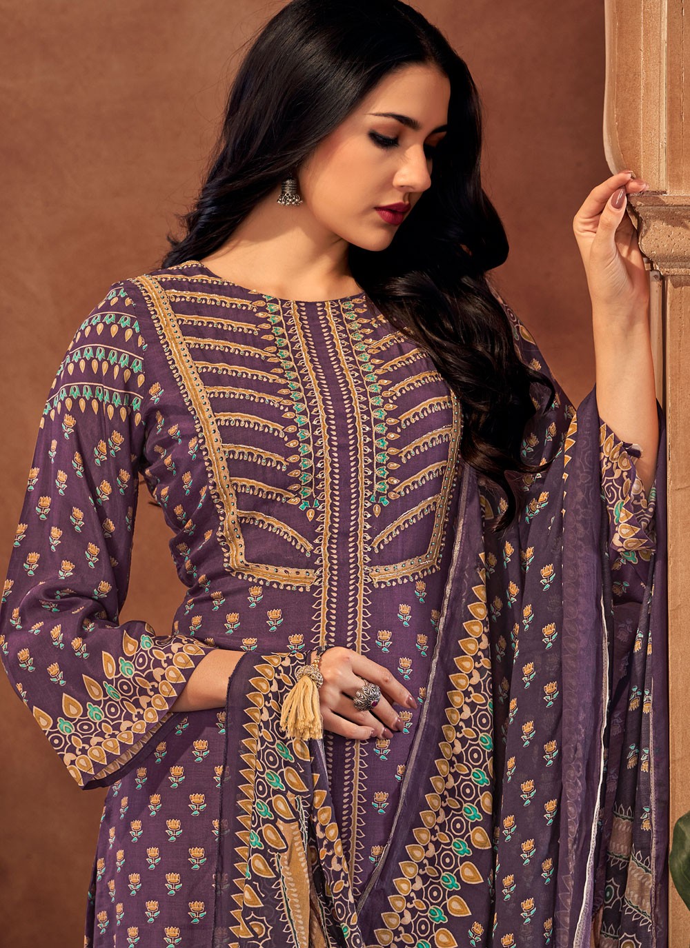 Digital Print Muslin Purple Pant Style Suit T6373