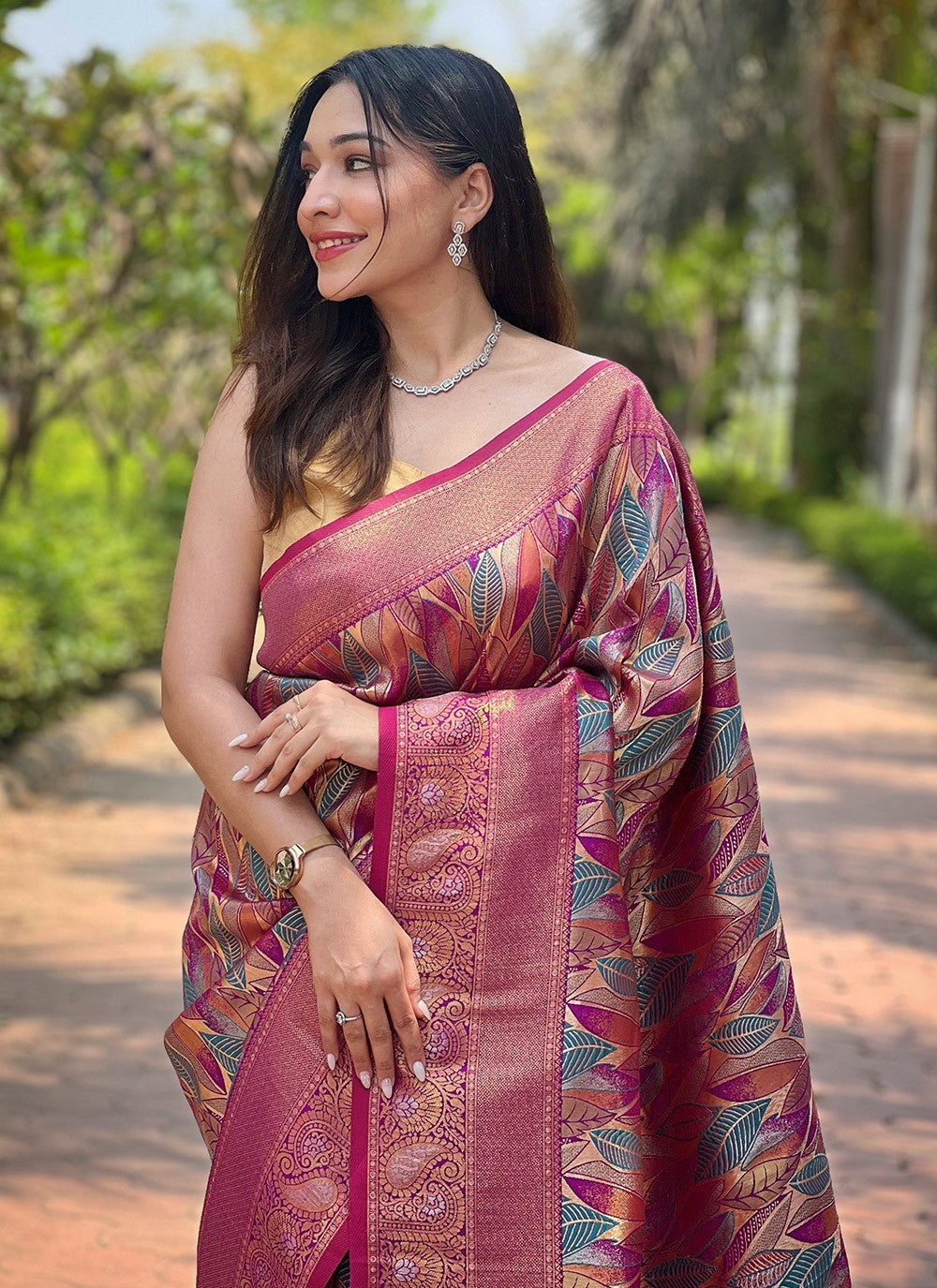 Traditional Weaving Zari Silk Saree - S6365