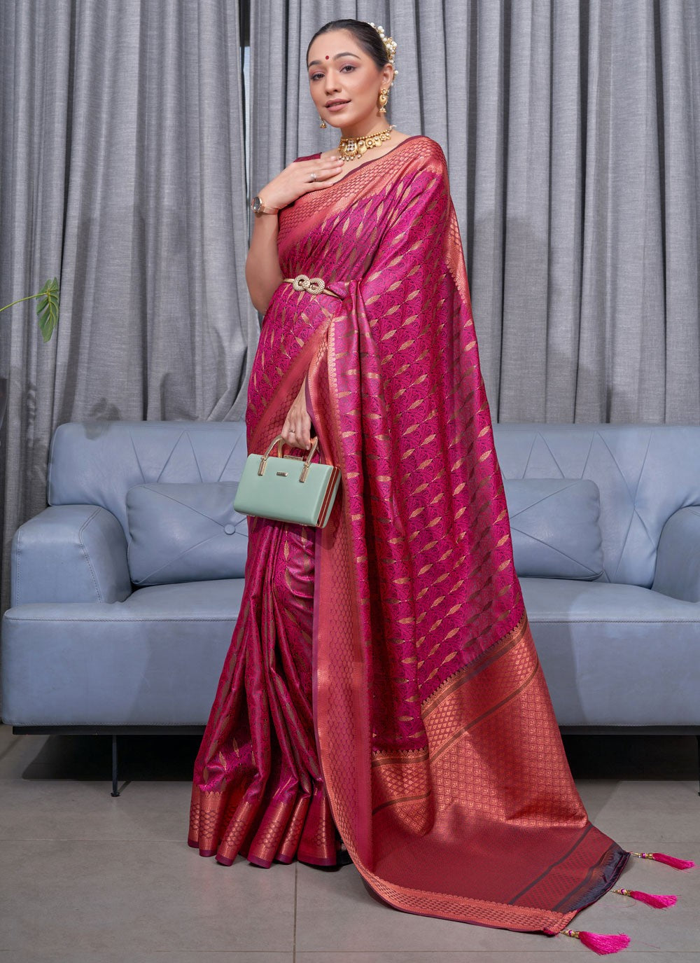 Traditional Jacquard Work Silk Saree - S2820