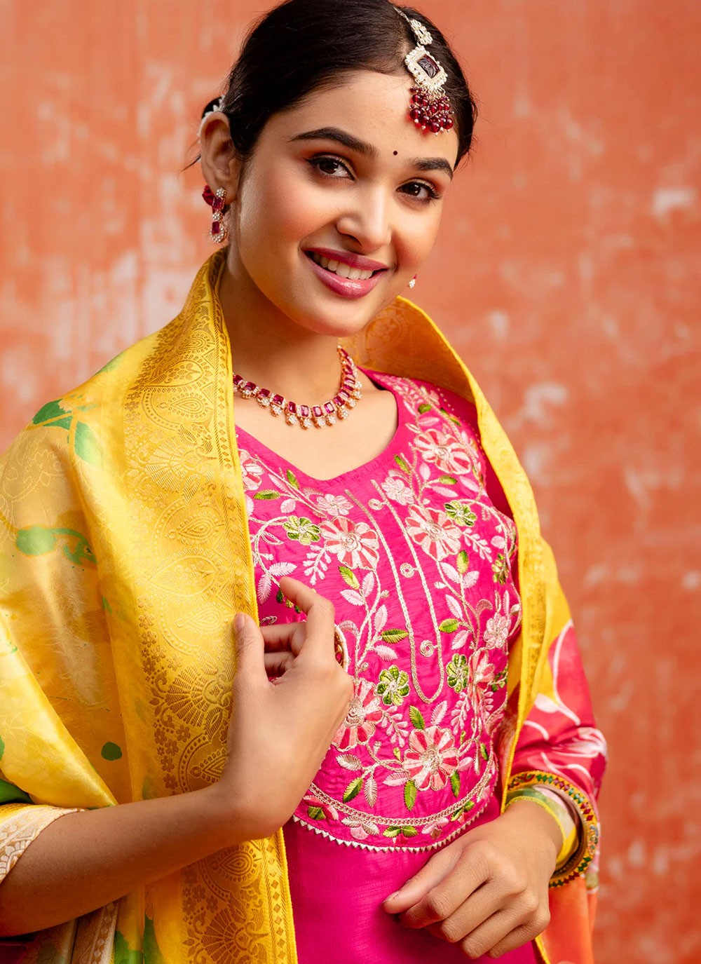Embroidered Silk Blend Hot Pink Salwar Suit T6146