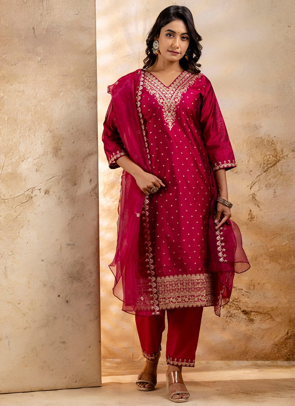 Salwar Suit Embroidered Pink T7358