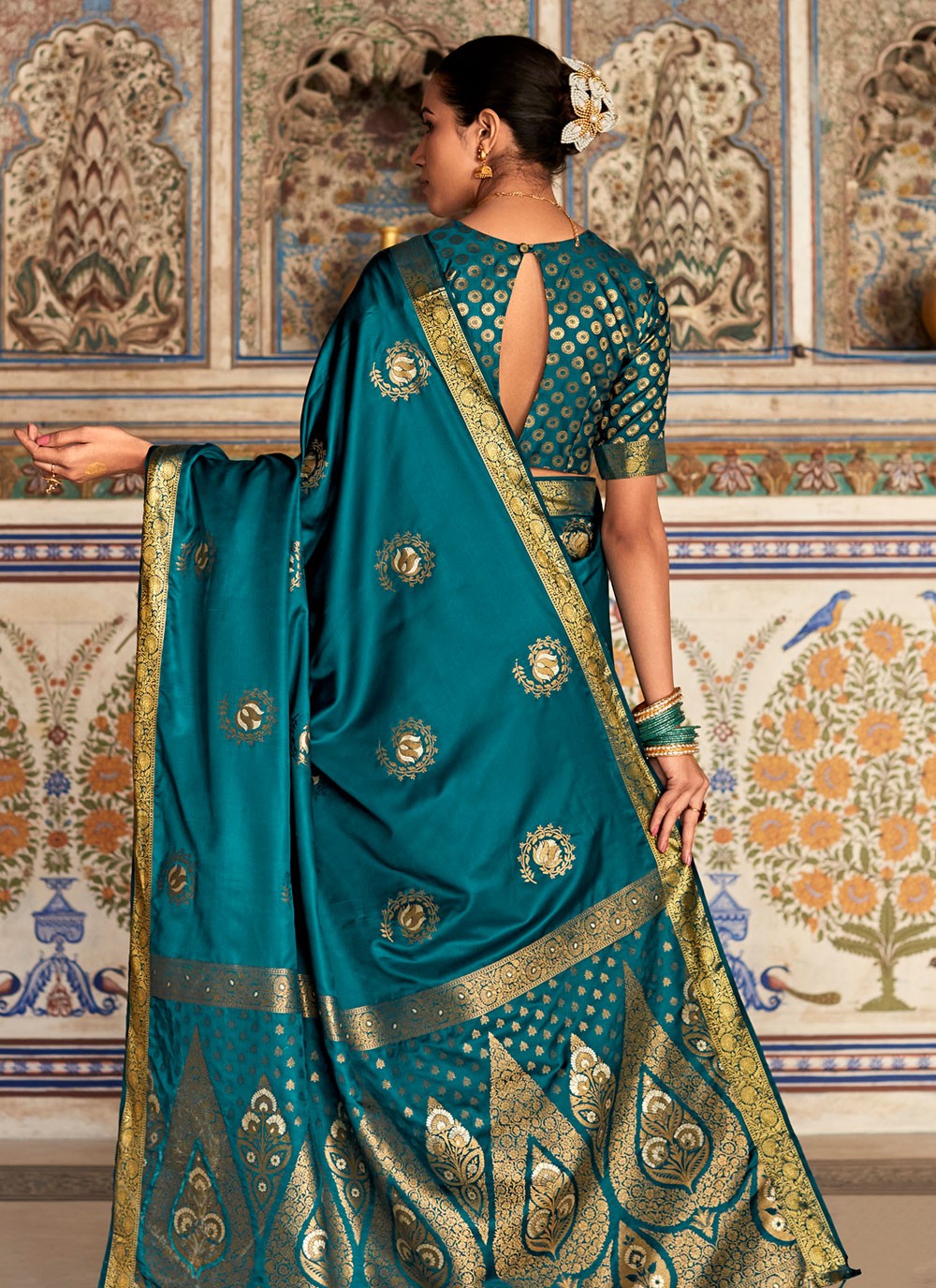 Classic Woven Satin Silk Saree - S4568