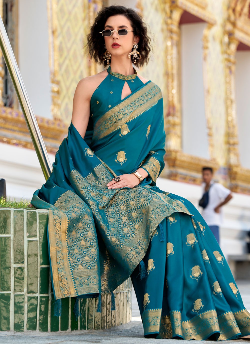 Weaving Zari Satin Silk Green Saree S14433