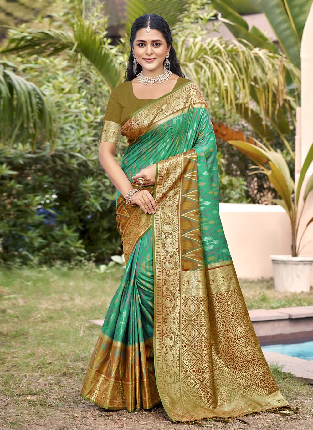 Trendy Saree Weaving Zari Sea Green Silk Saree S12830
